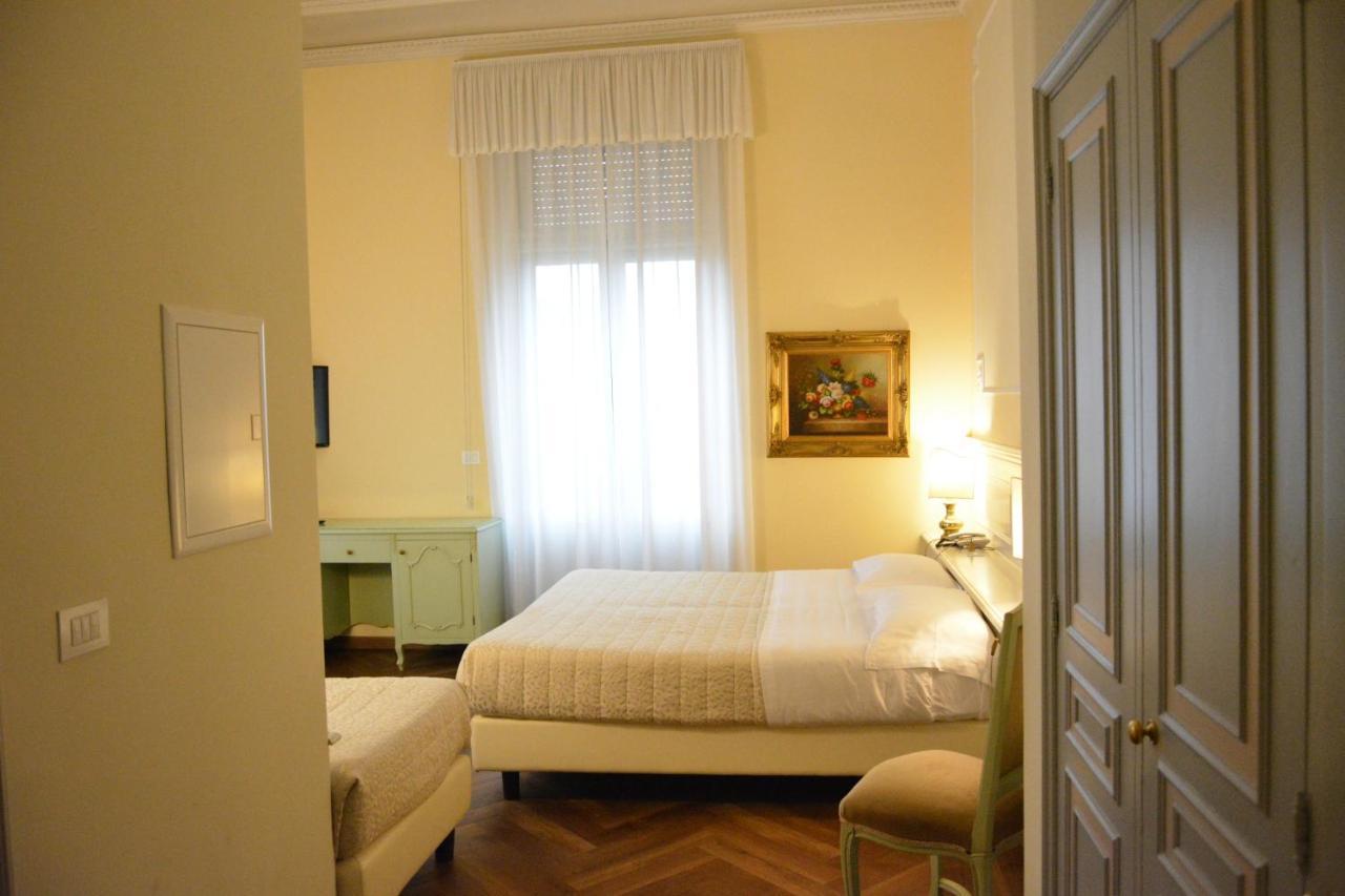 Grand Hotel Liberty Riva del Garda Exteriör bild
